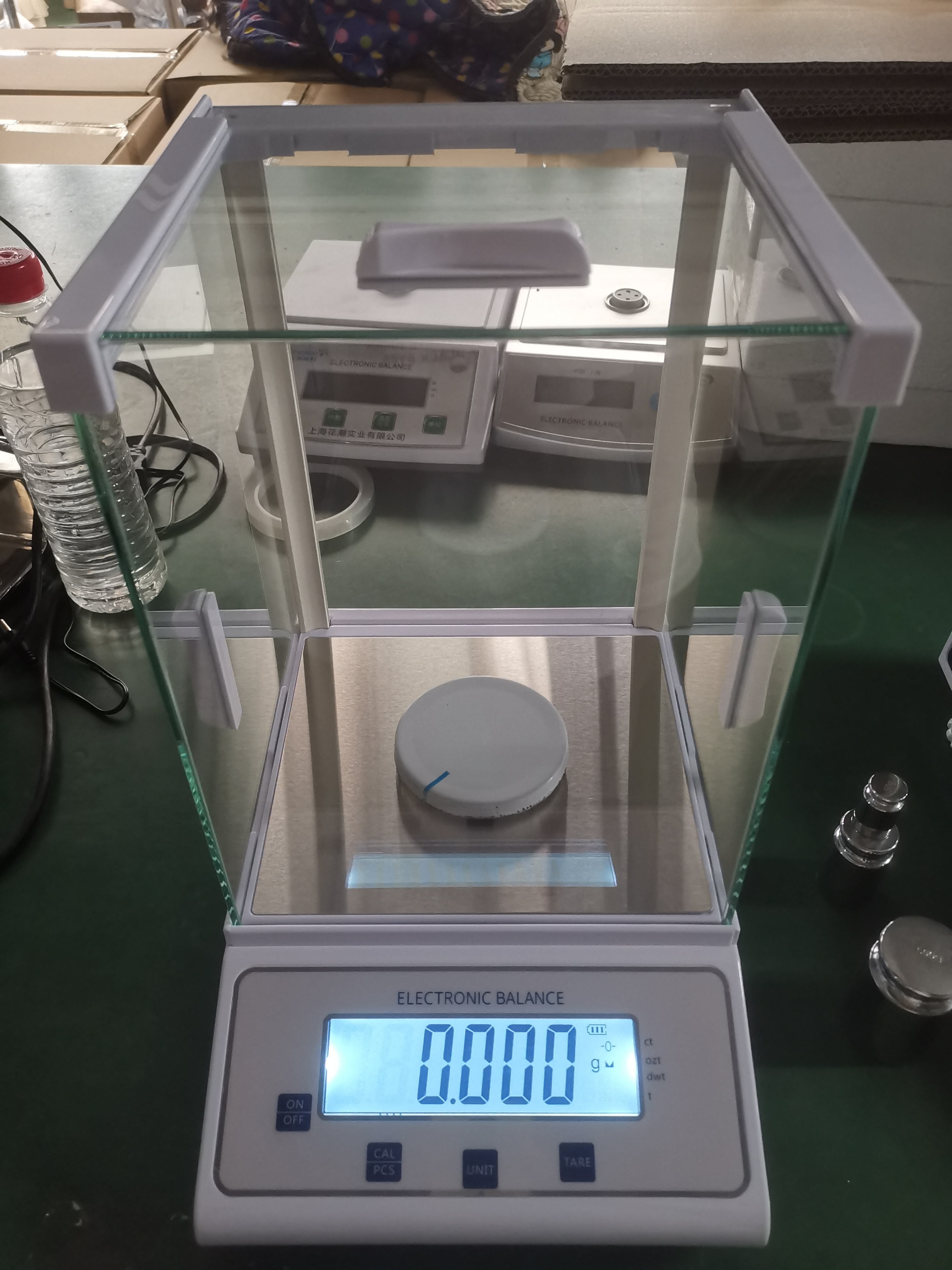 0.001g External Calibration Analytical Balance
